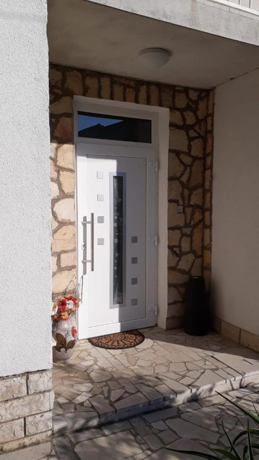 Apartmani Kramar Selce Habitación foto